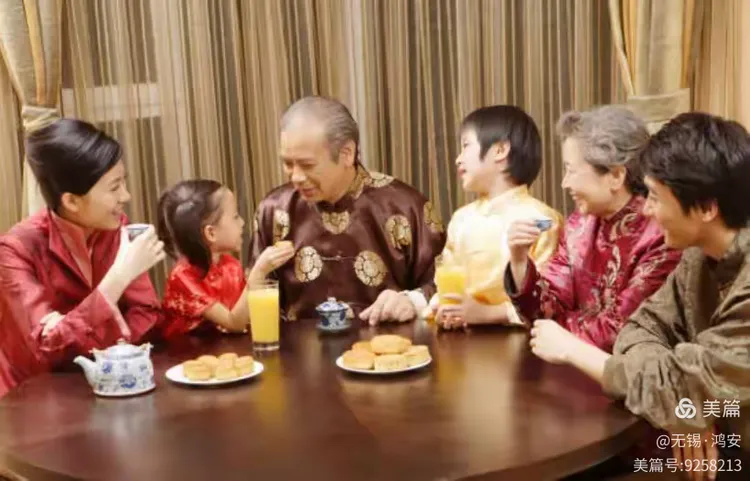 儿孙绕膝 天伦之乐